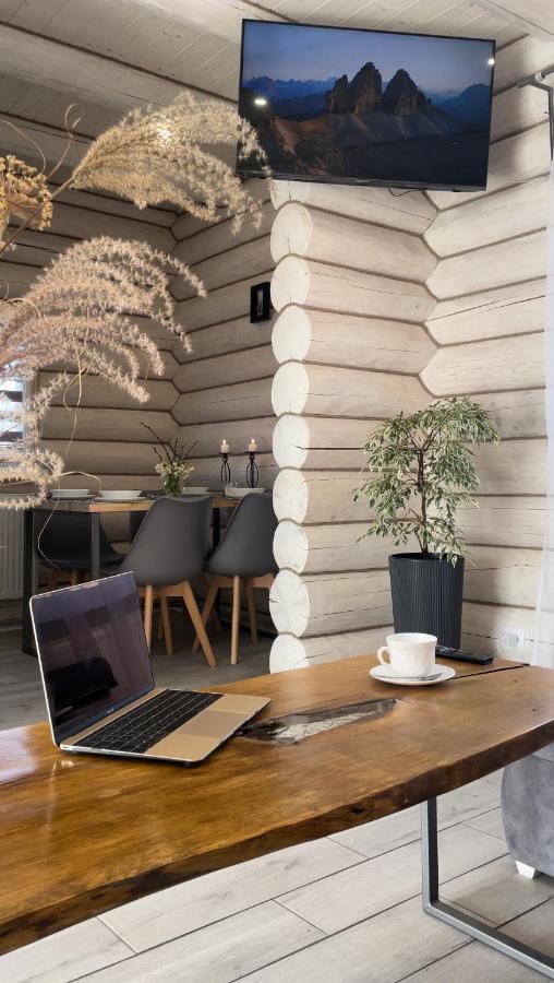 Hotel Чотири Сезони Izki Zewnętrze zdjęcie